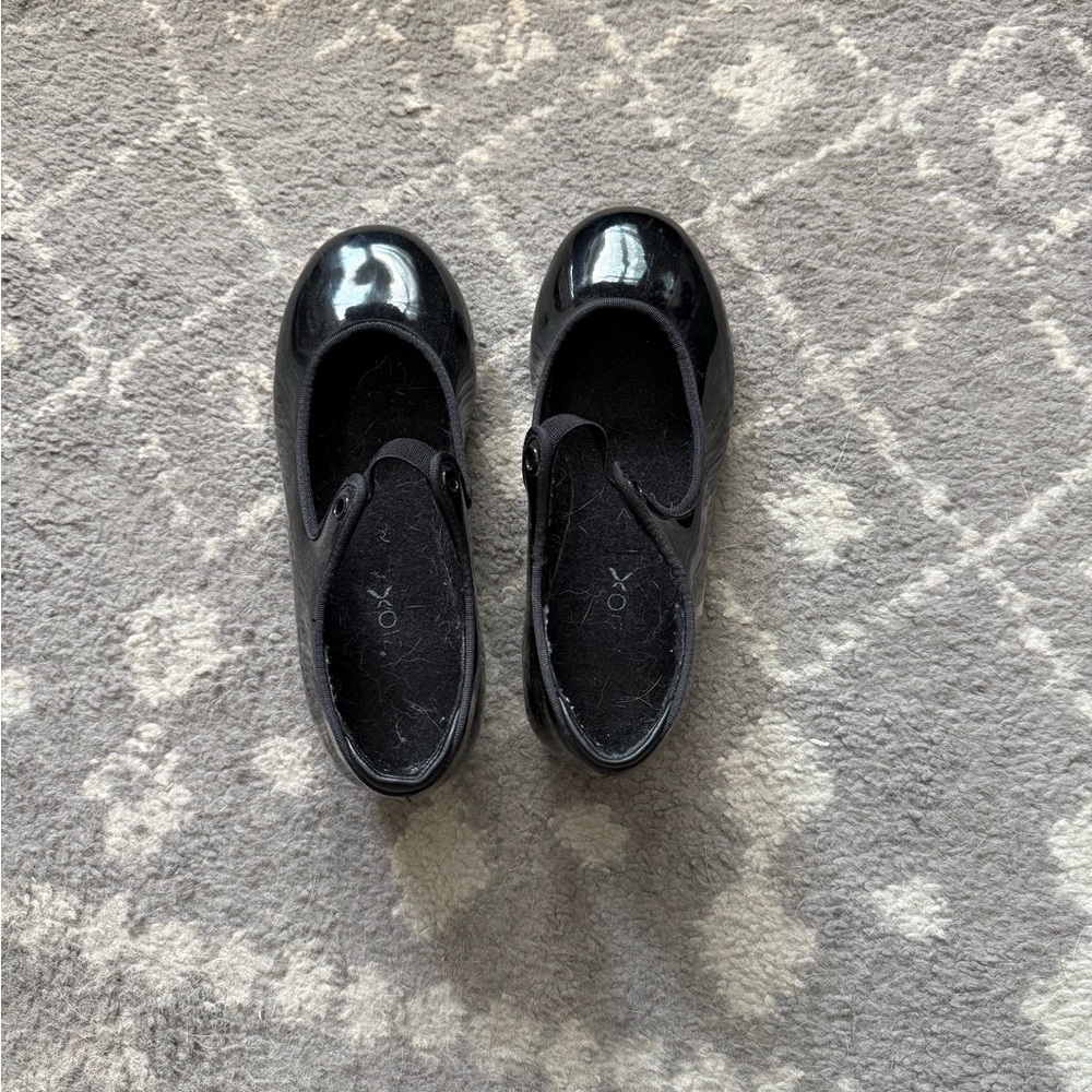 Black tap dance Shoes